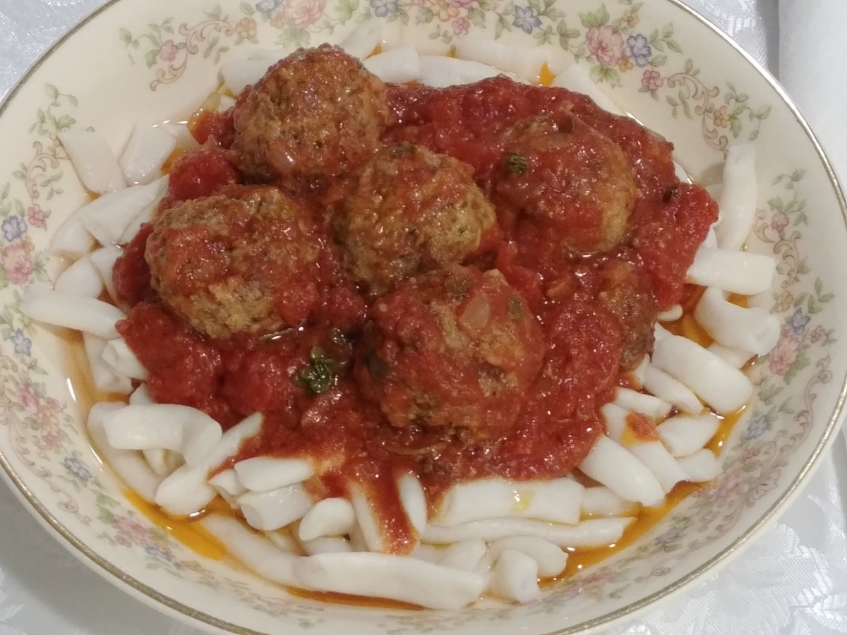 Marjoram Marinara Pasta Sauce with Homemade Italian Meatballs